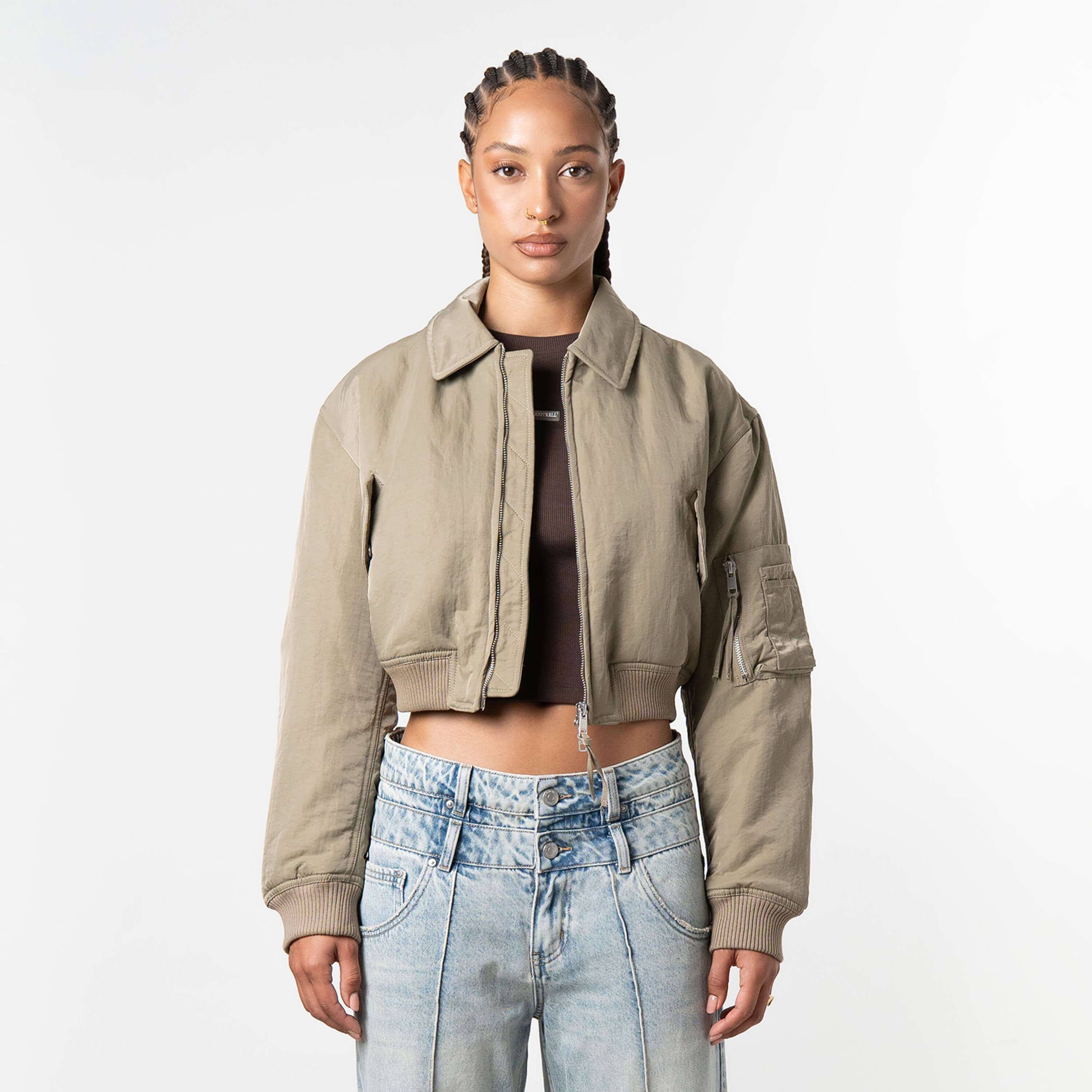 Model is 172 cm and wears size S