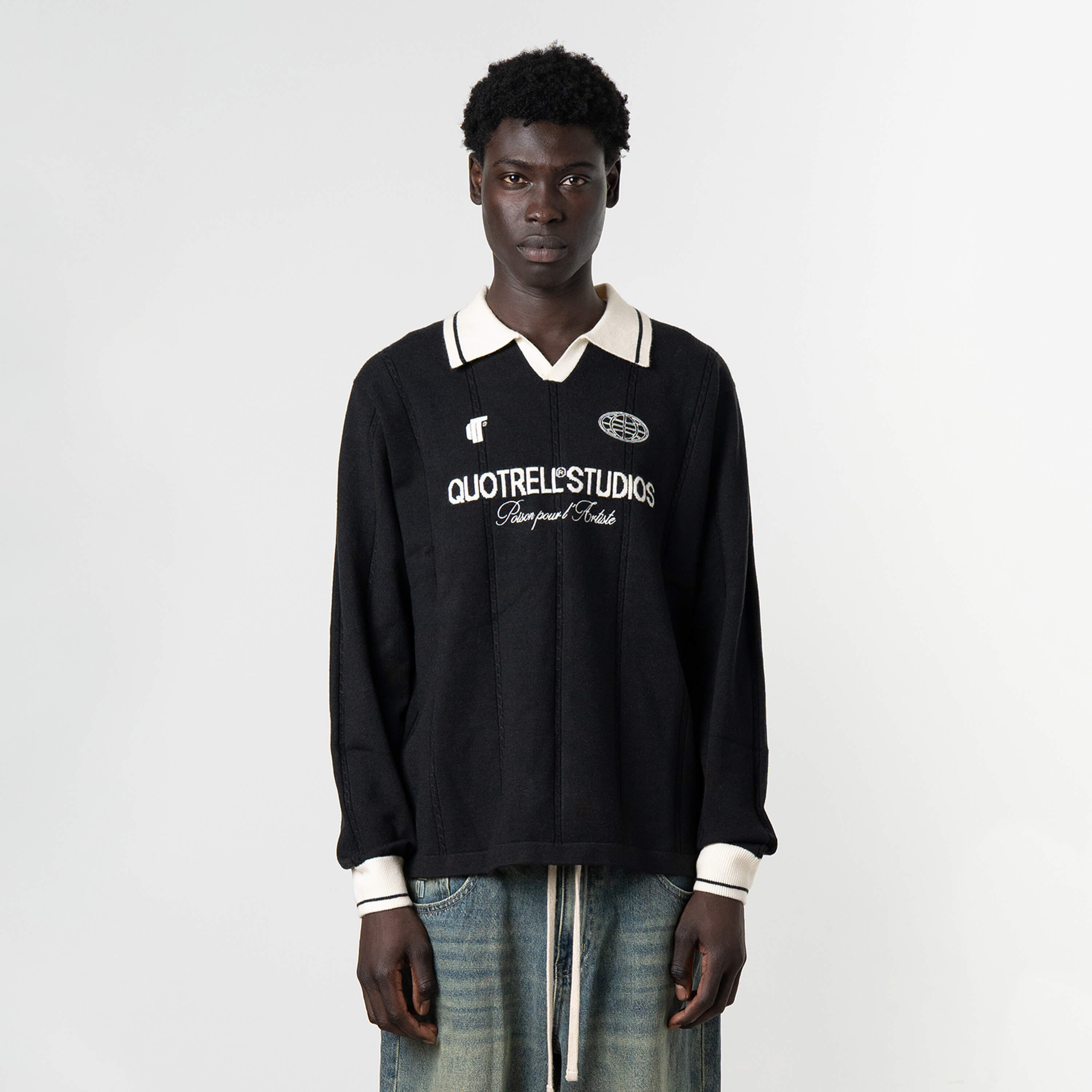 Model is 189 cm, 74 kg, and wears size M