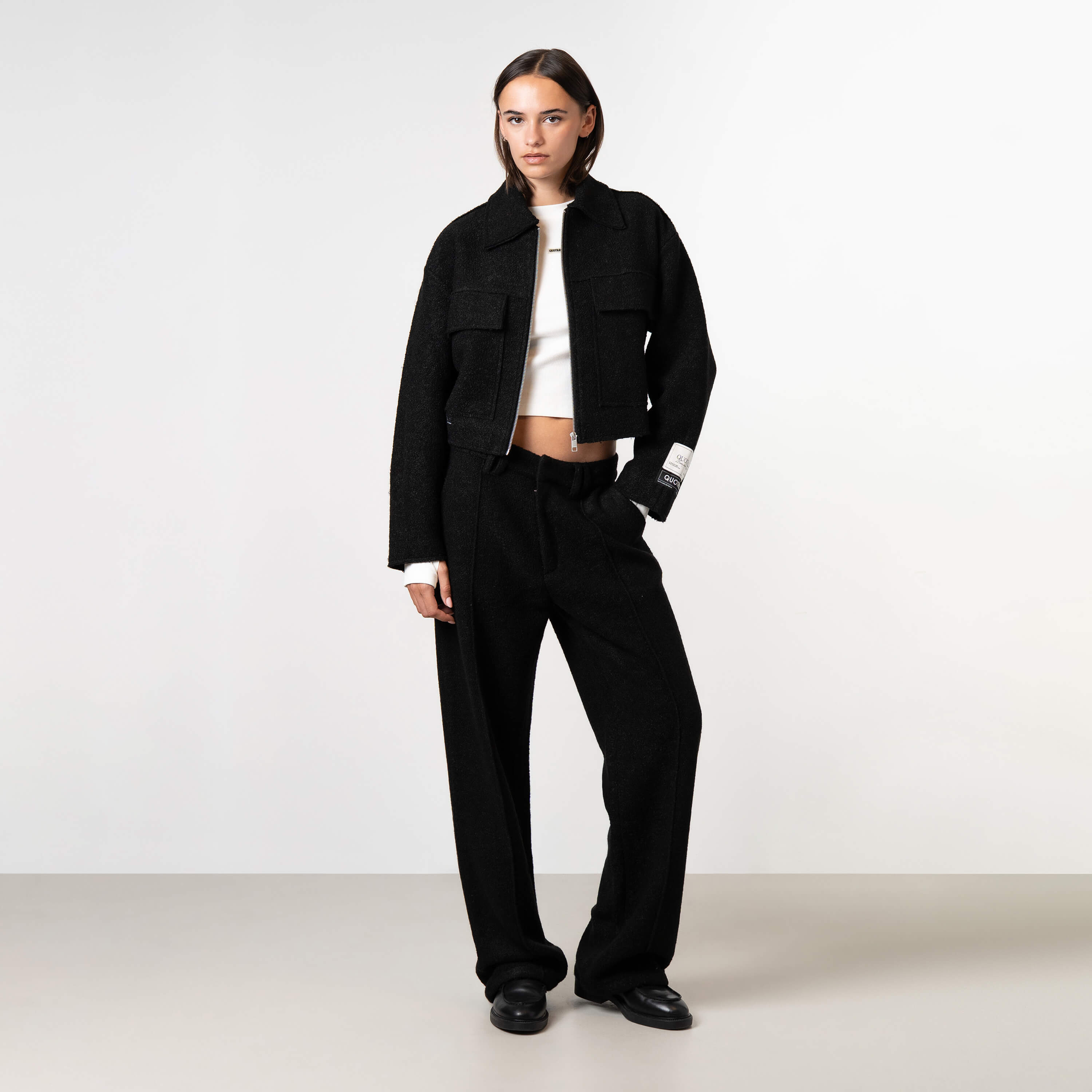 Model is 175 cm and wears size S