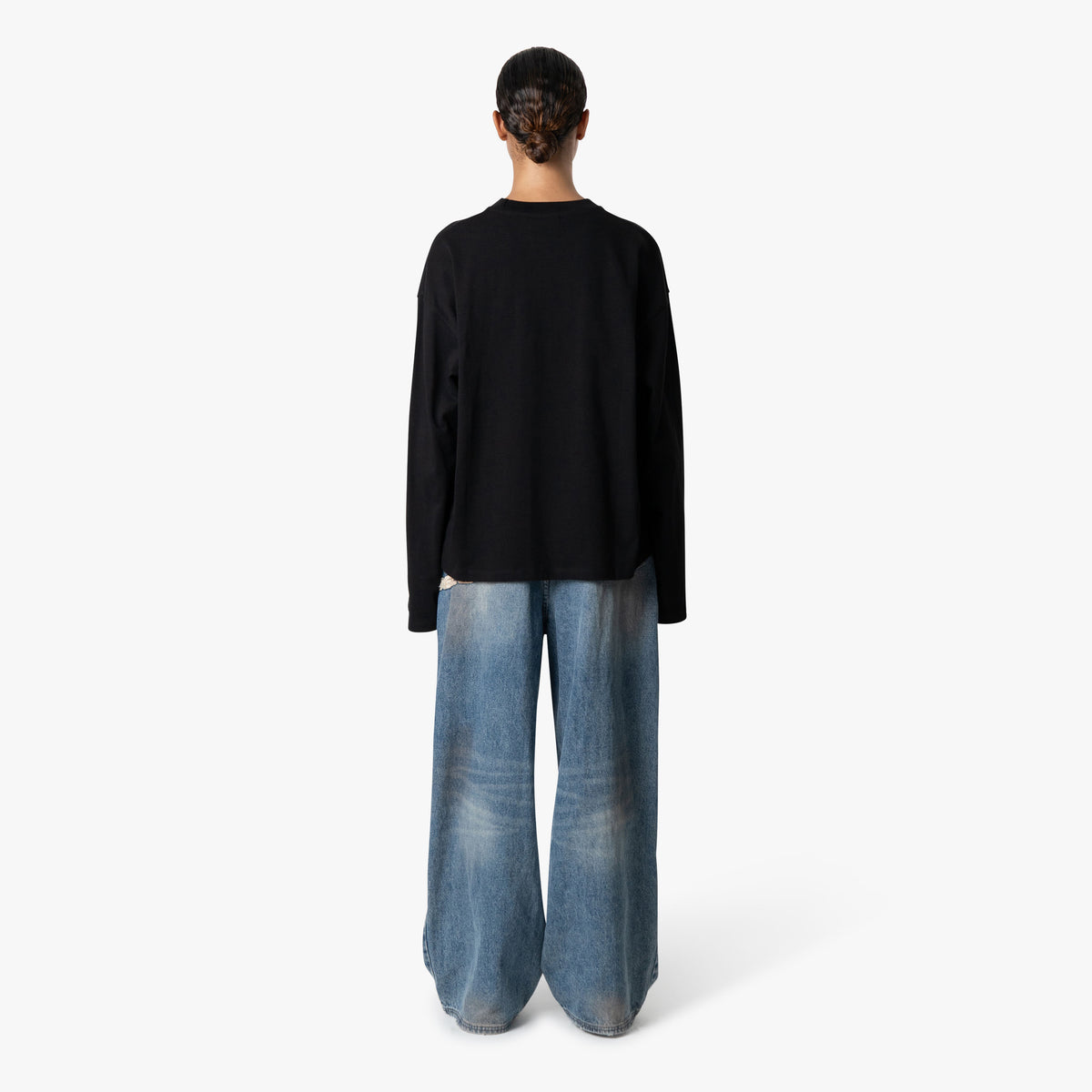 Base Longsleeve in black