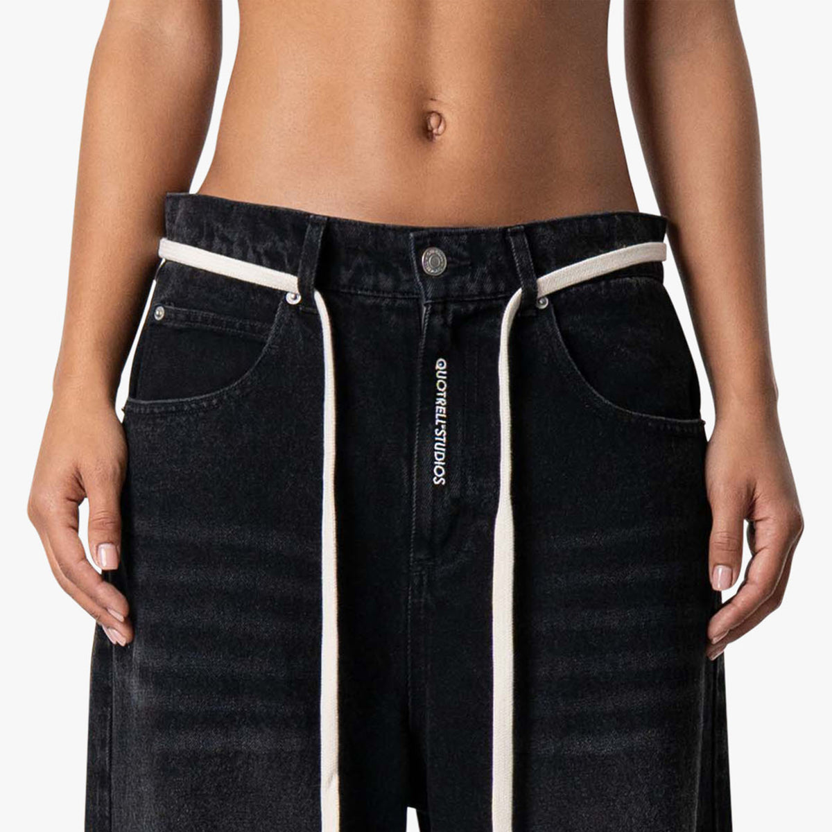 Core Denim Jeans in washed black