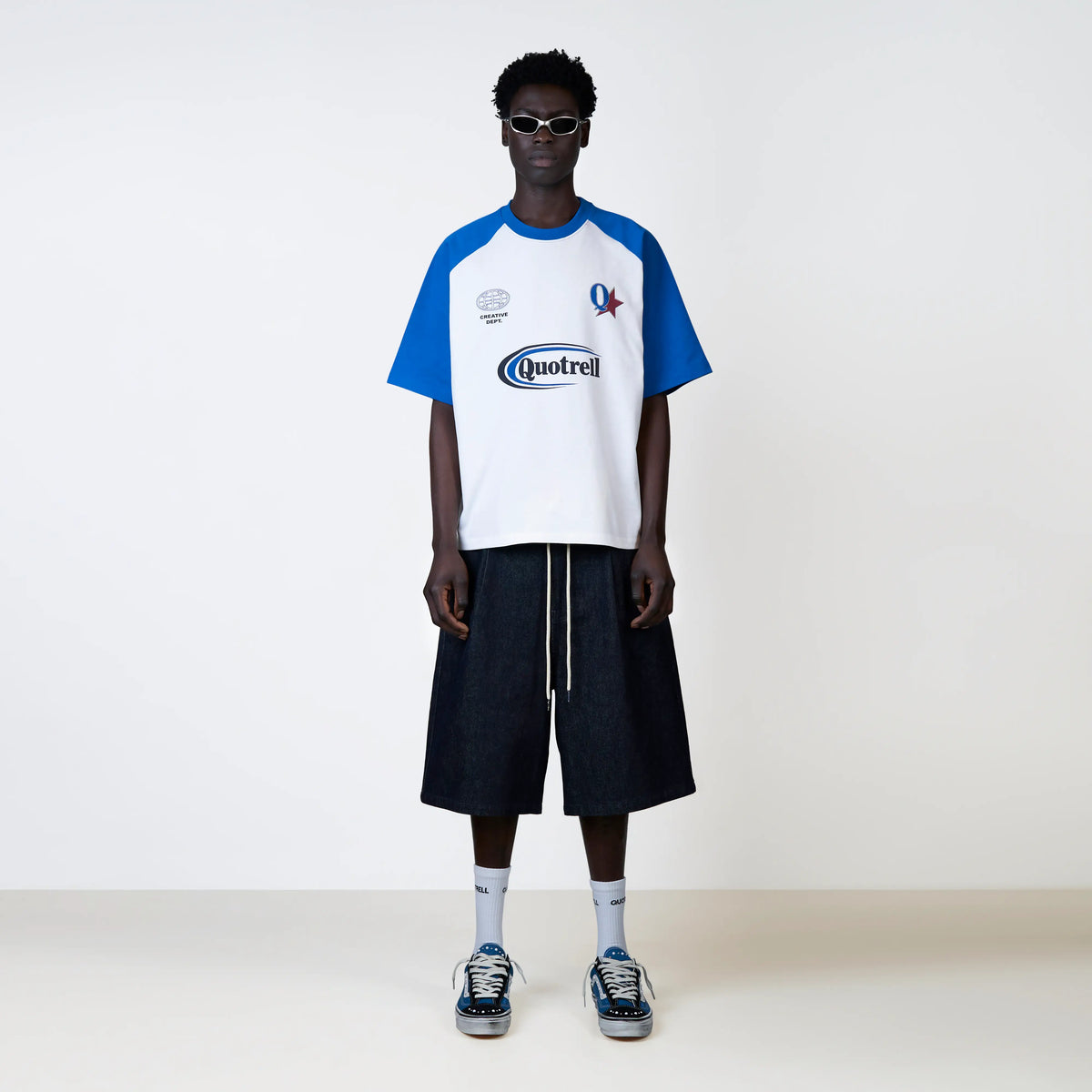 Emilio Boxy Tee in blue and white
