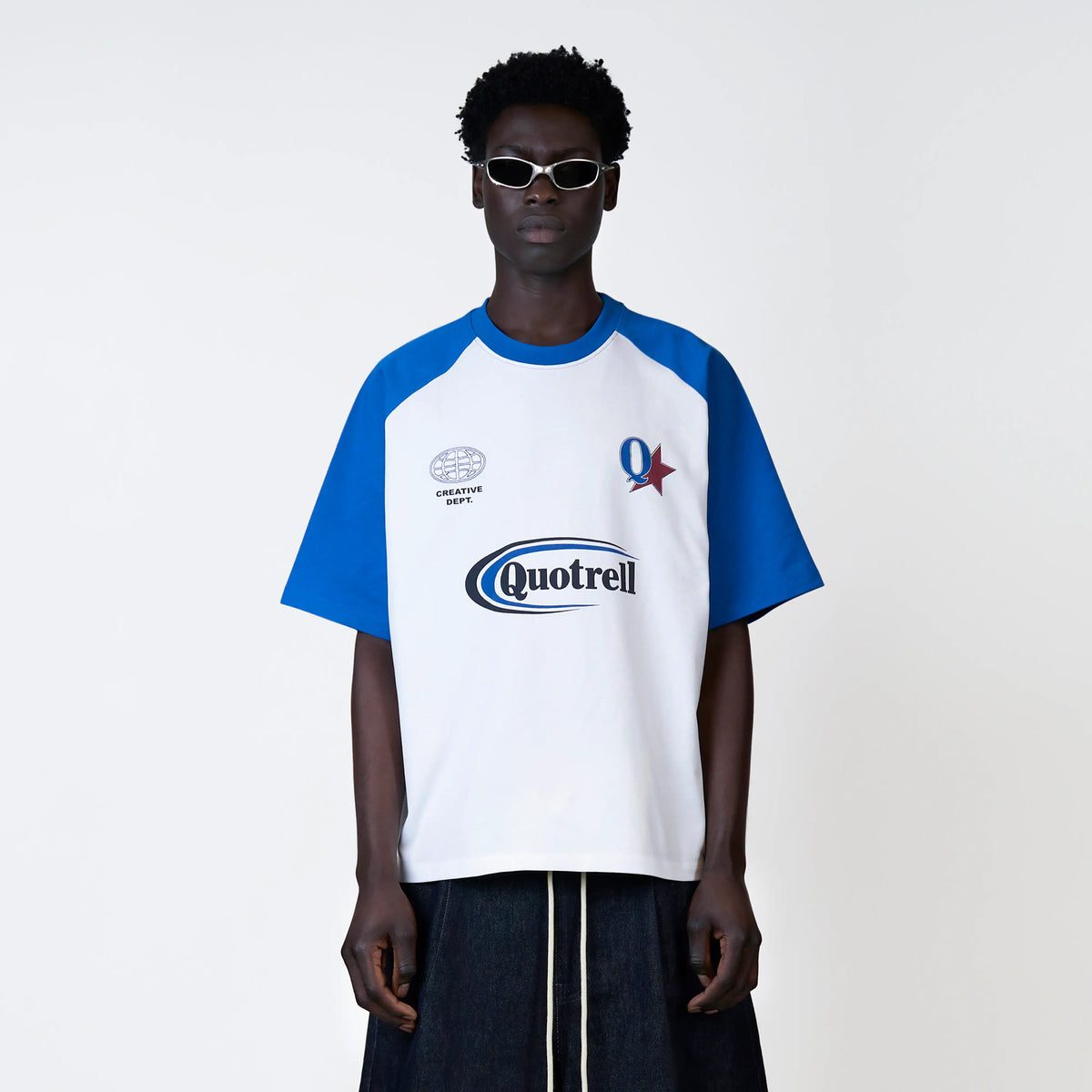Emilio Boxy Tee in blue and white
