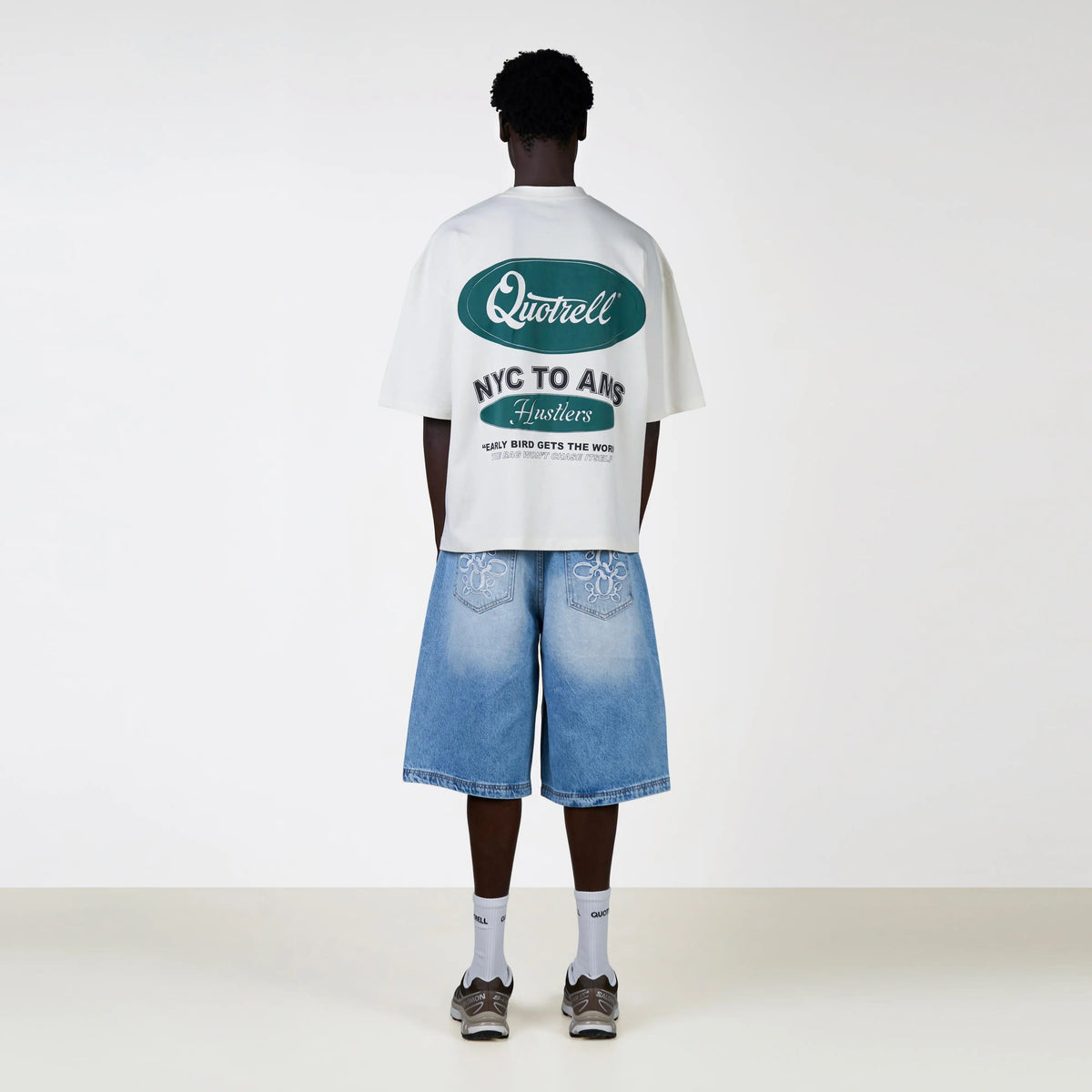 Hustlers Tee in off white and teal