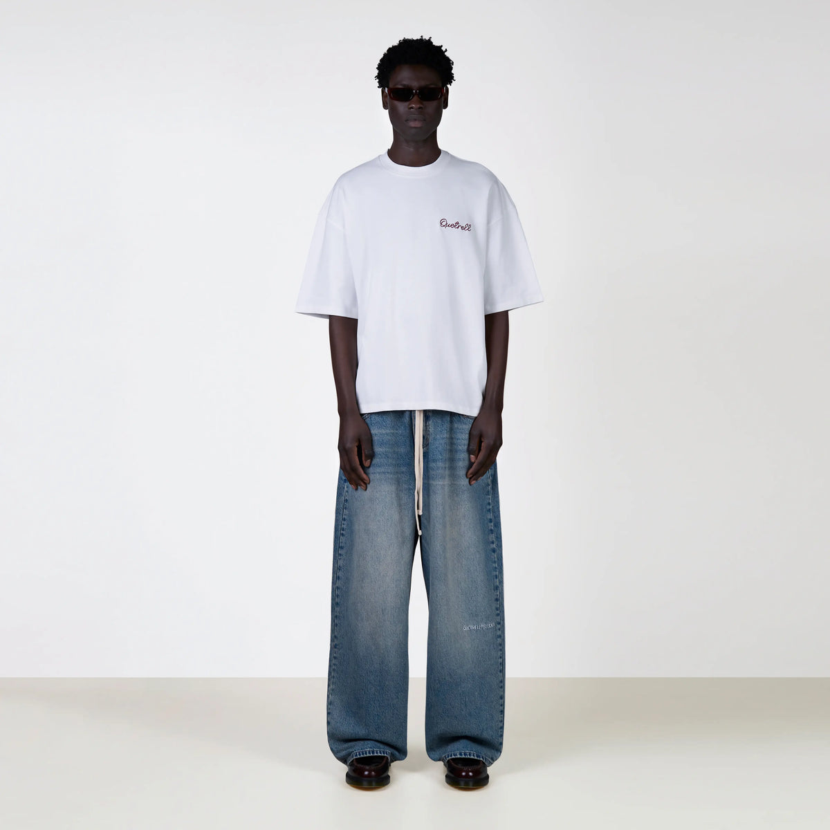 Lasso Tee in white and red