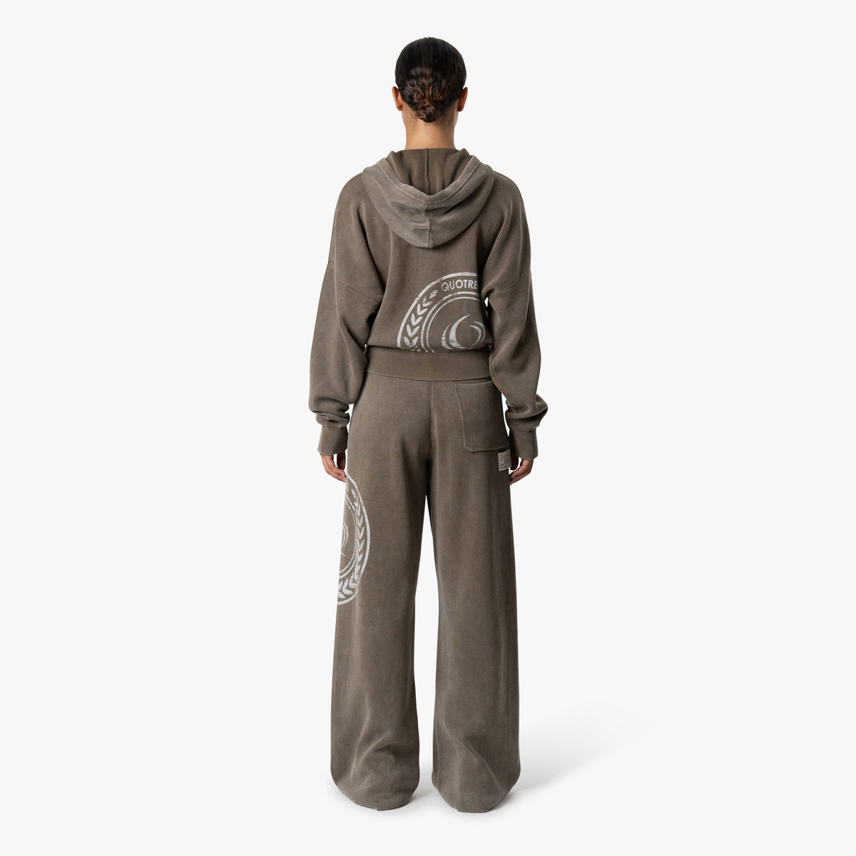 Emblem Cropped Zip Hoodie in washed brown