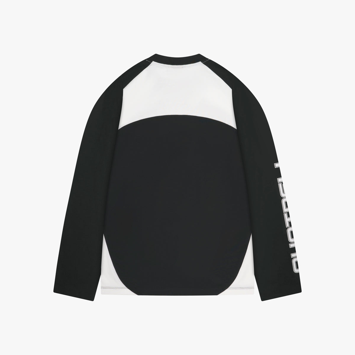 Frame Longsleeve in black and white