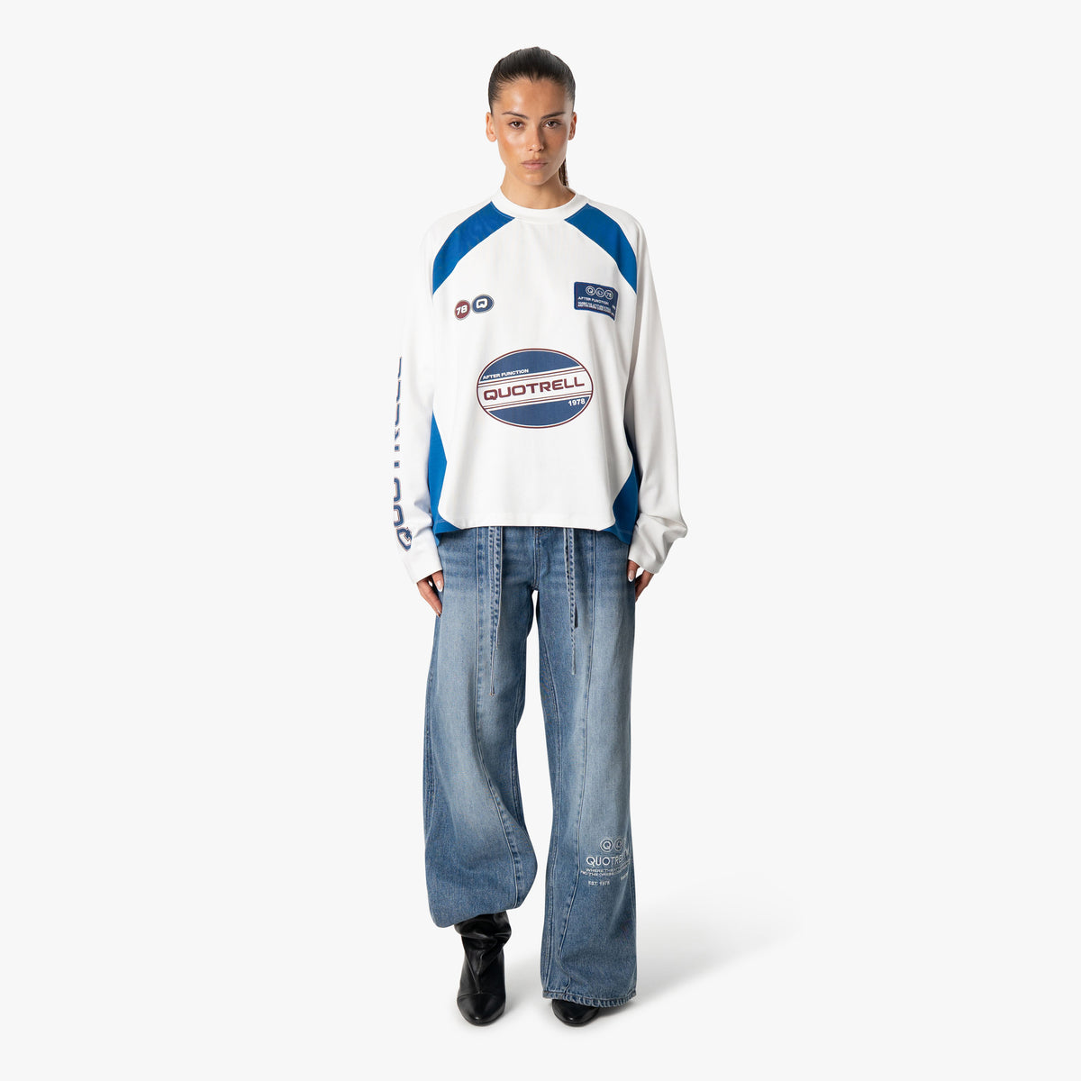 Frame Longsleeve in white and blue