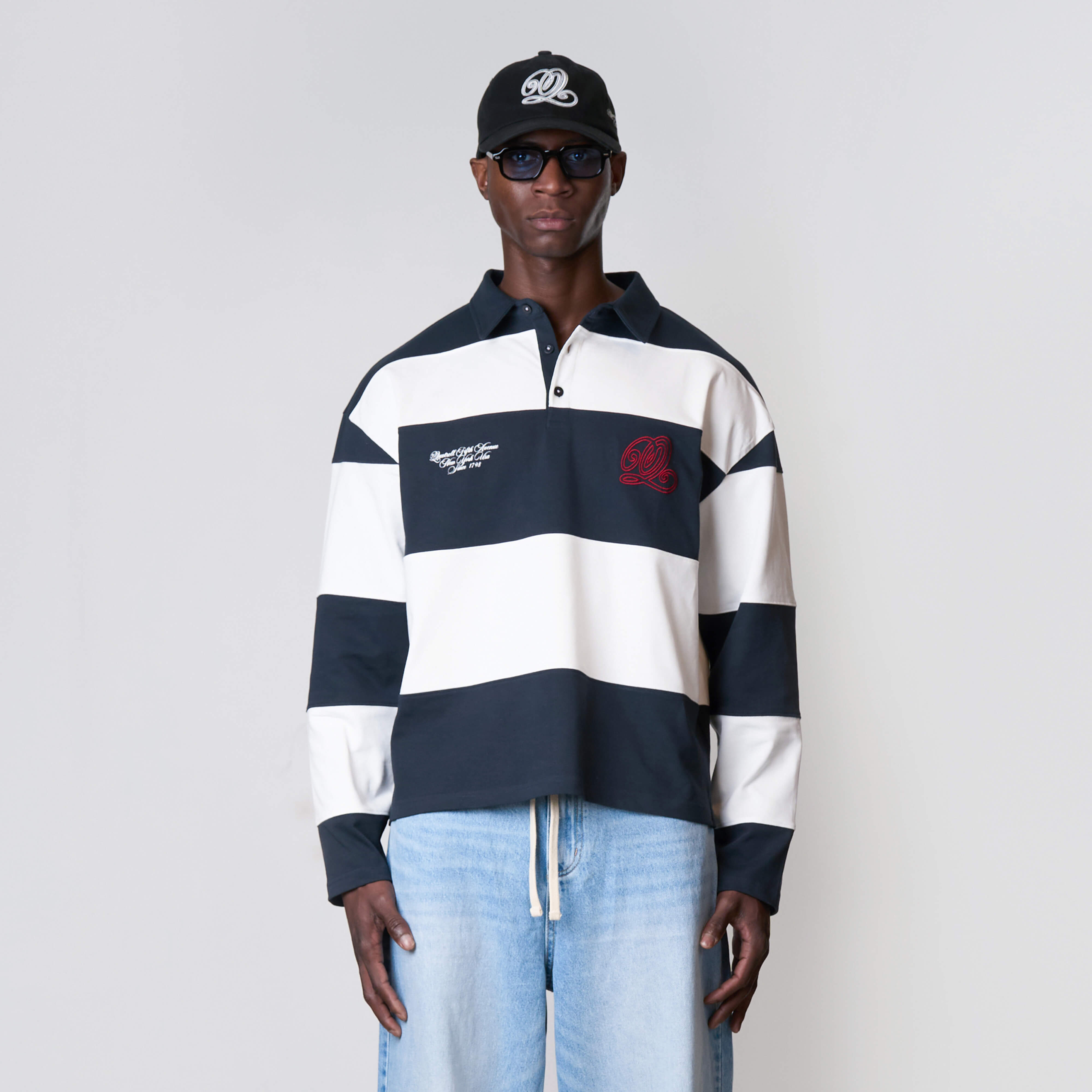 Model is 188 cm, 74 kg, and wears size L
