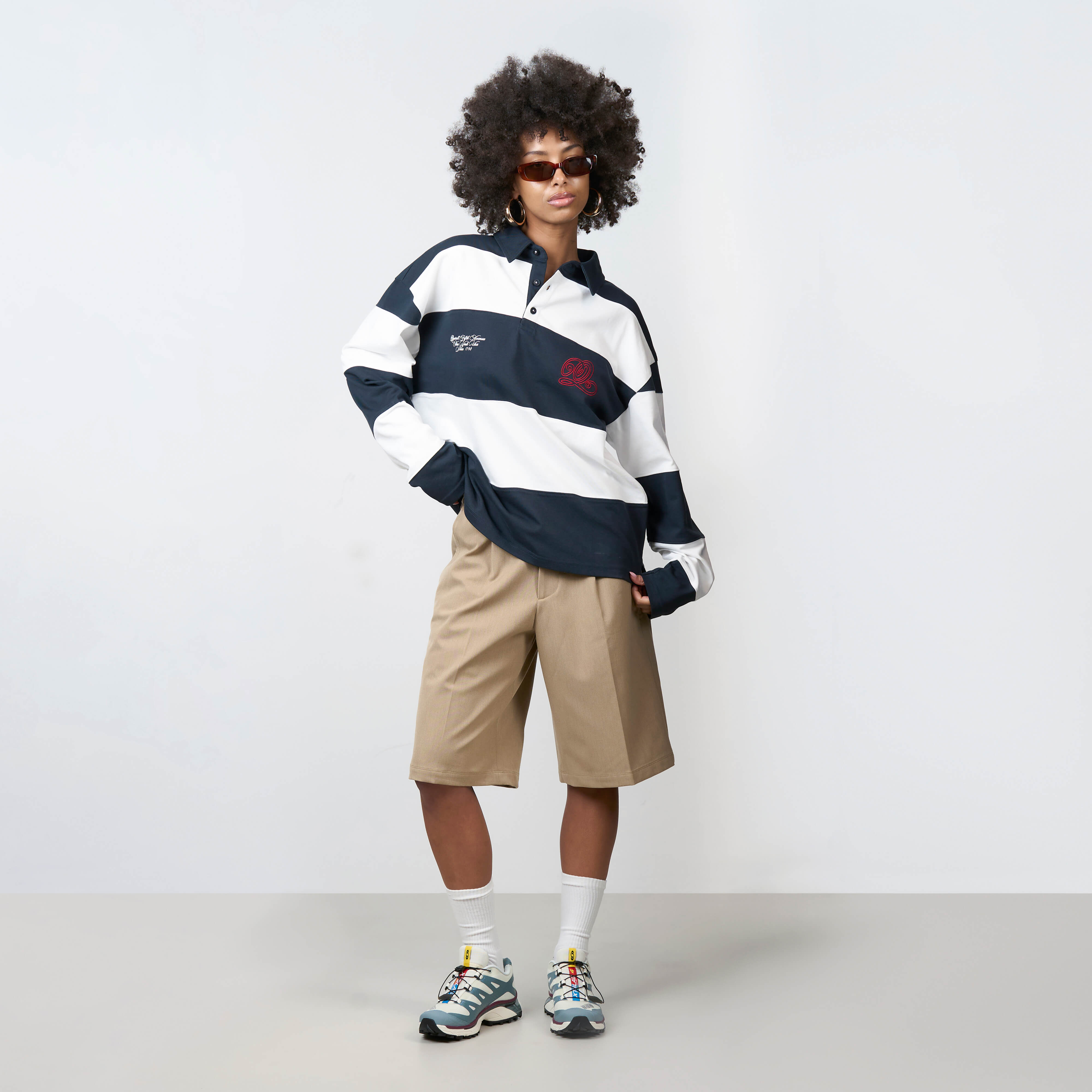 Model is 171 cm and wears size S
