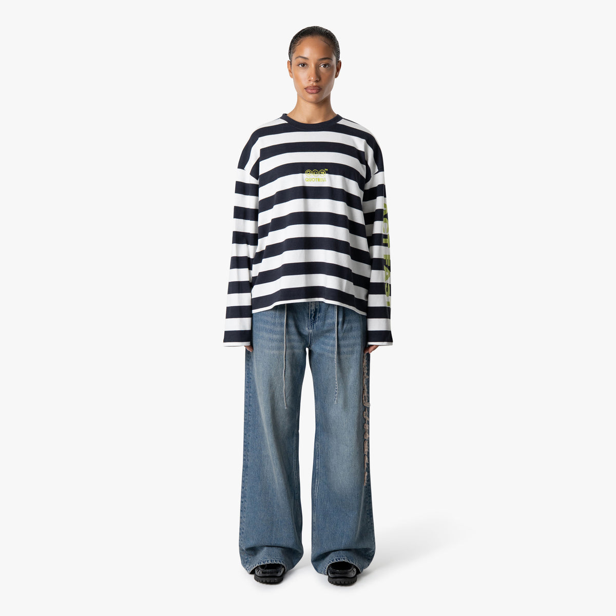 Moving Boxy Ls in navy and white