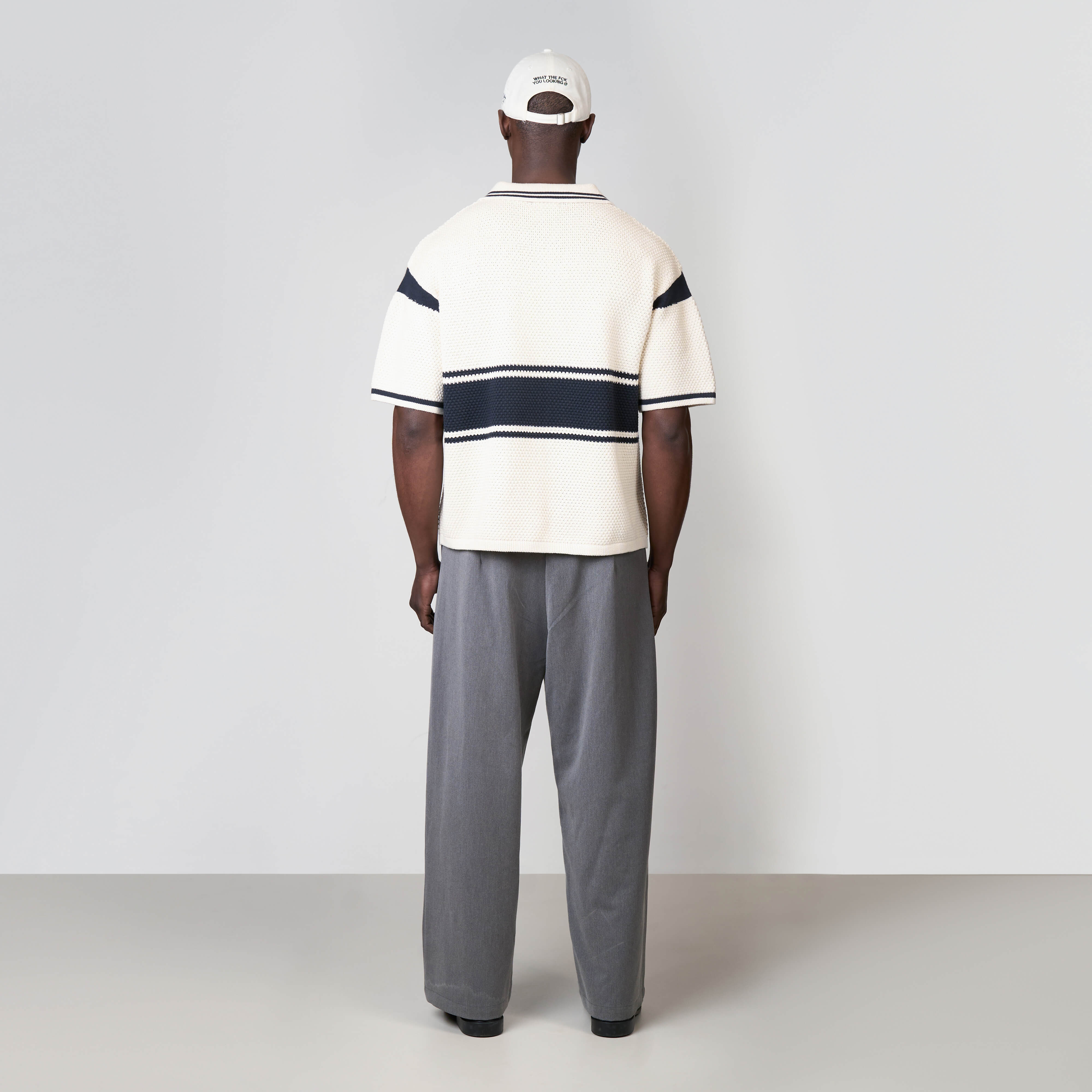 Model is 188 cm, 74 kg, and wears size L
