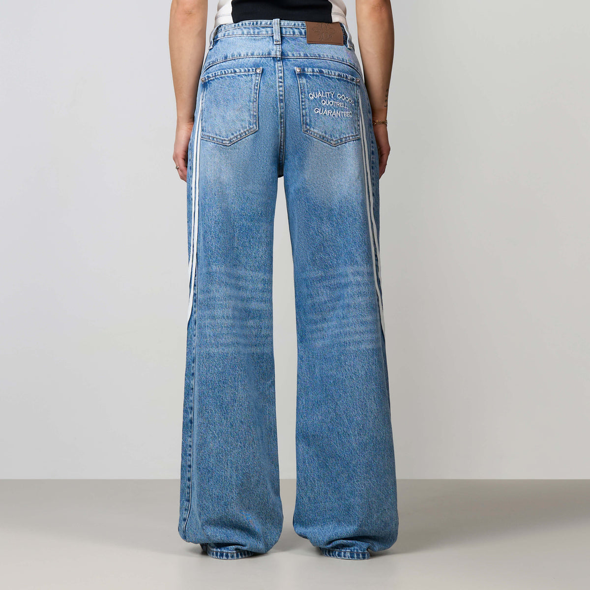 Cleo Denim Jeans in washed blue