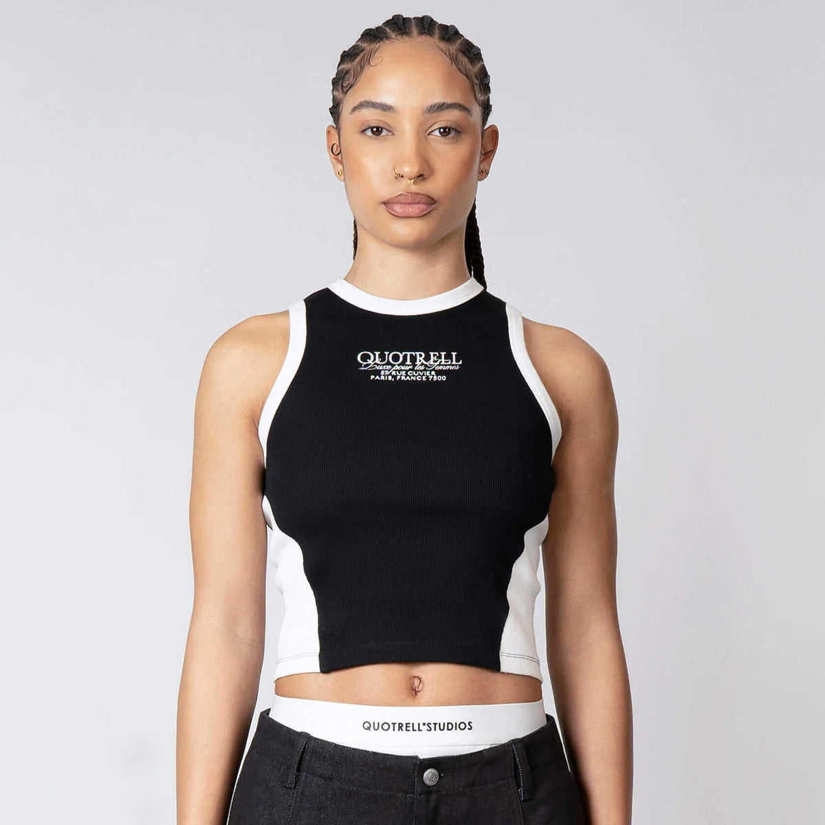 Noa Top in black and white