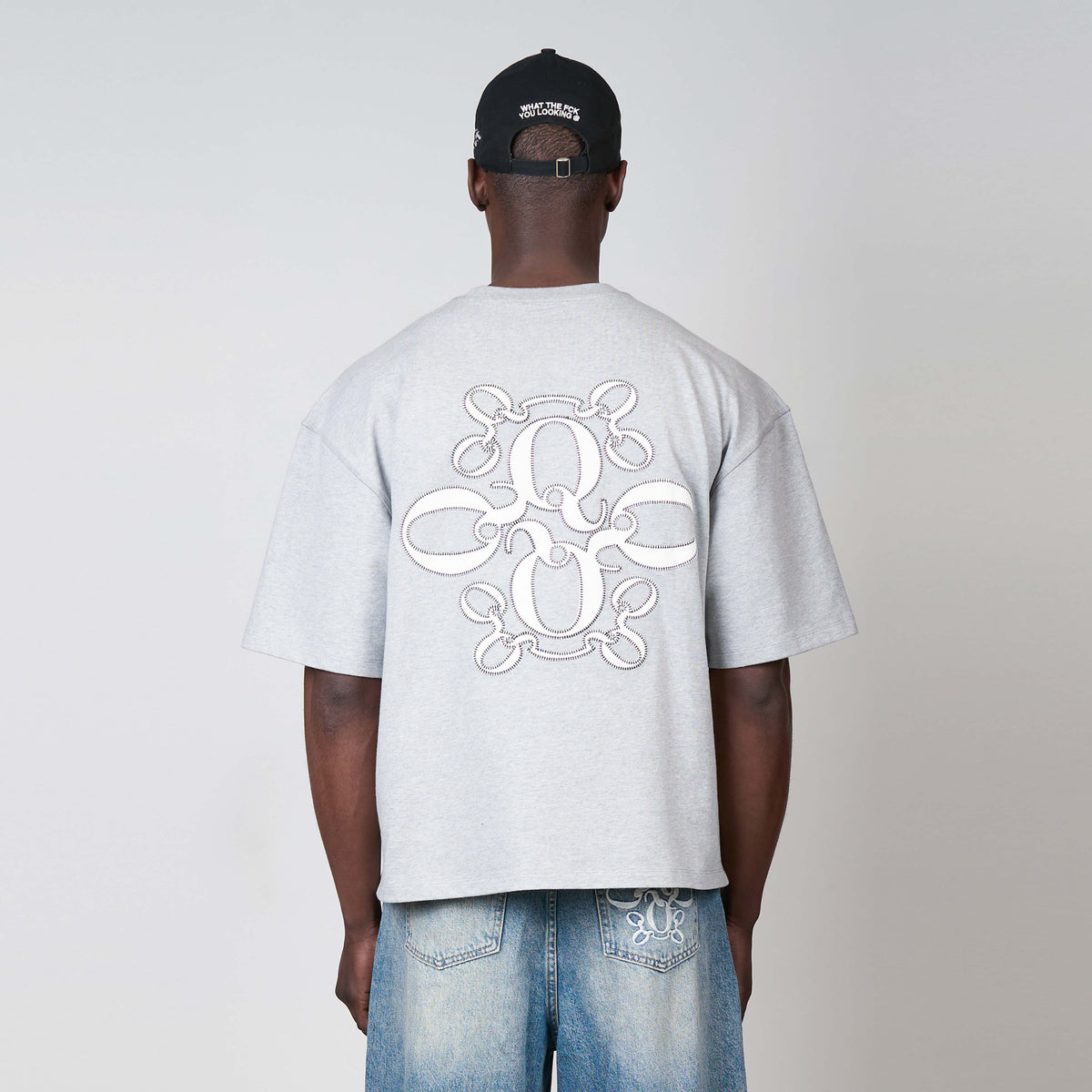Insignia Tee in grey melee and white