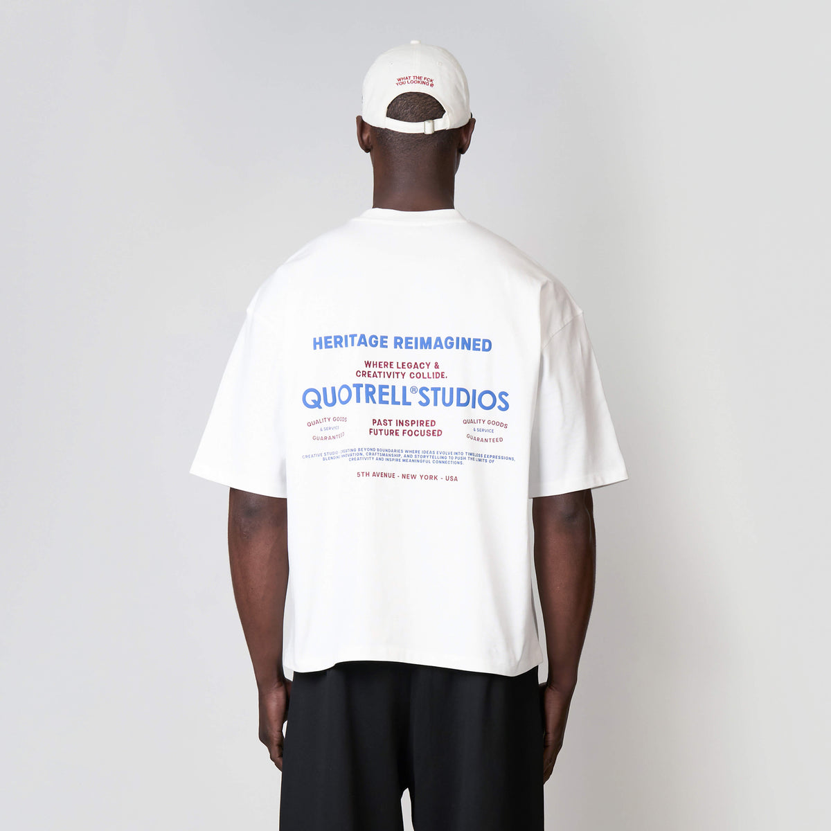 Heritage Tee in white and red