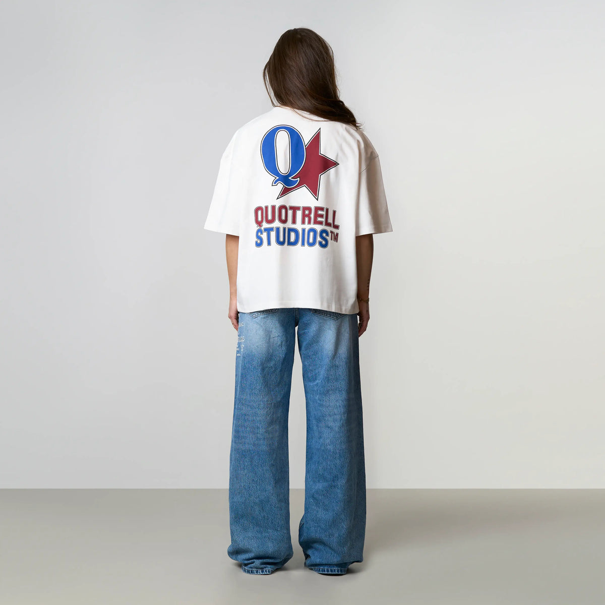 Carmine Tee in white and blue