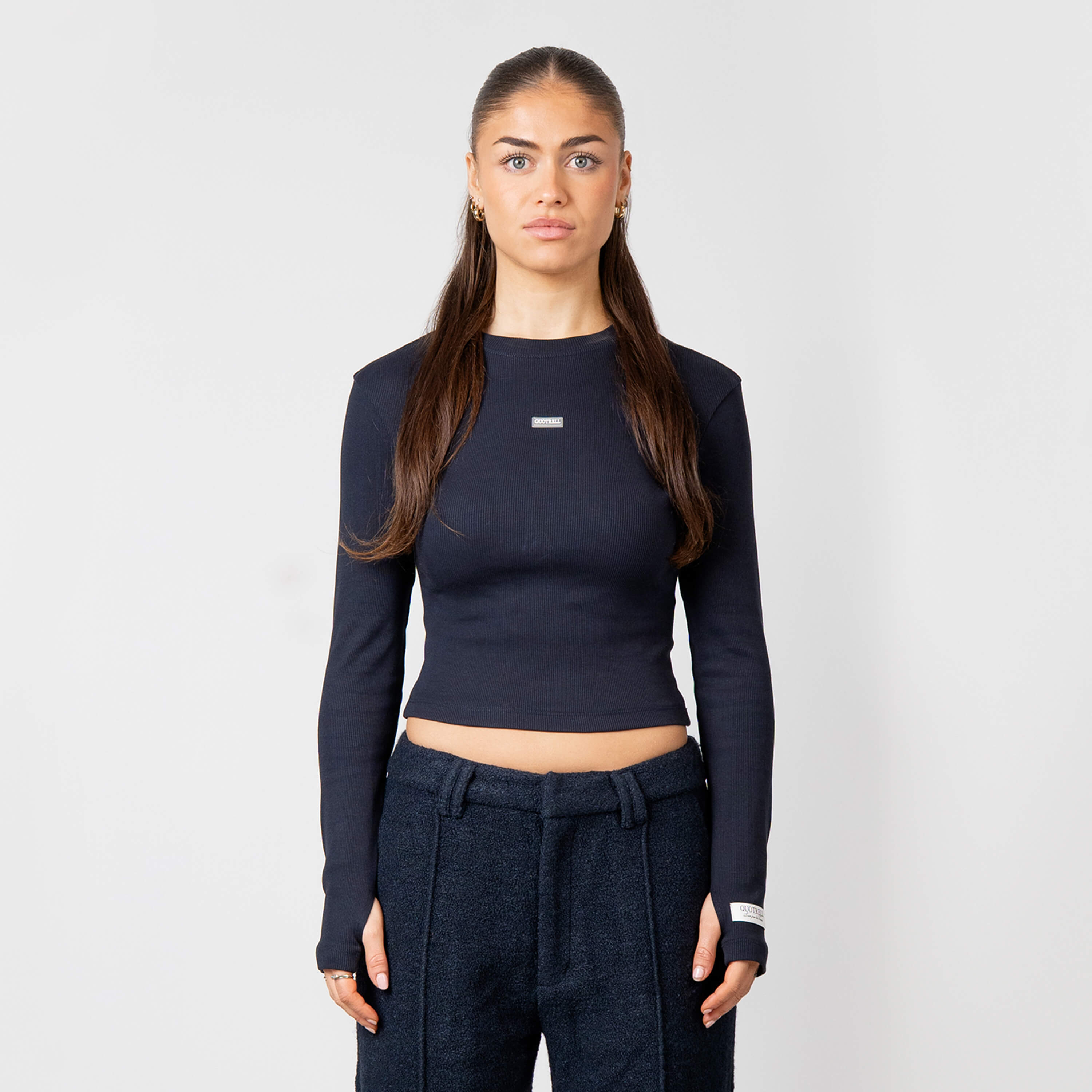 Model is 168 cm and wears size S
