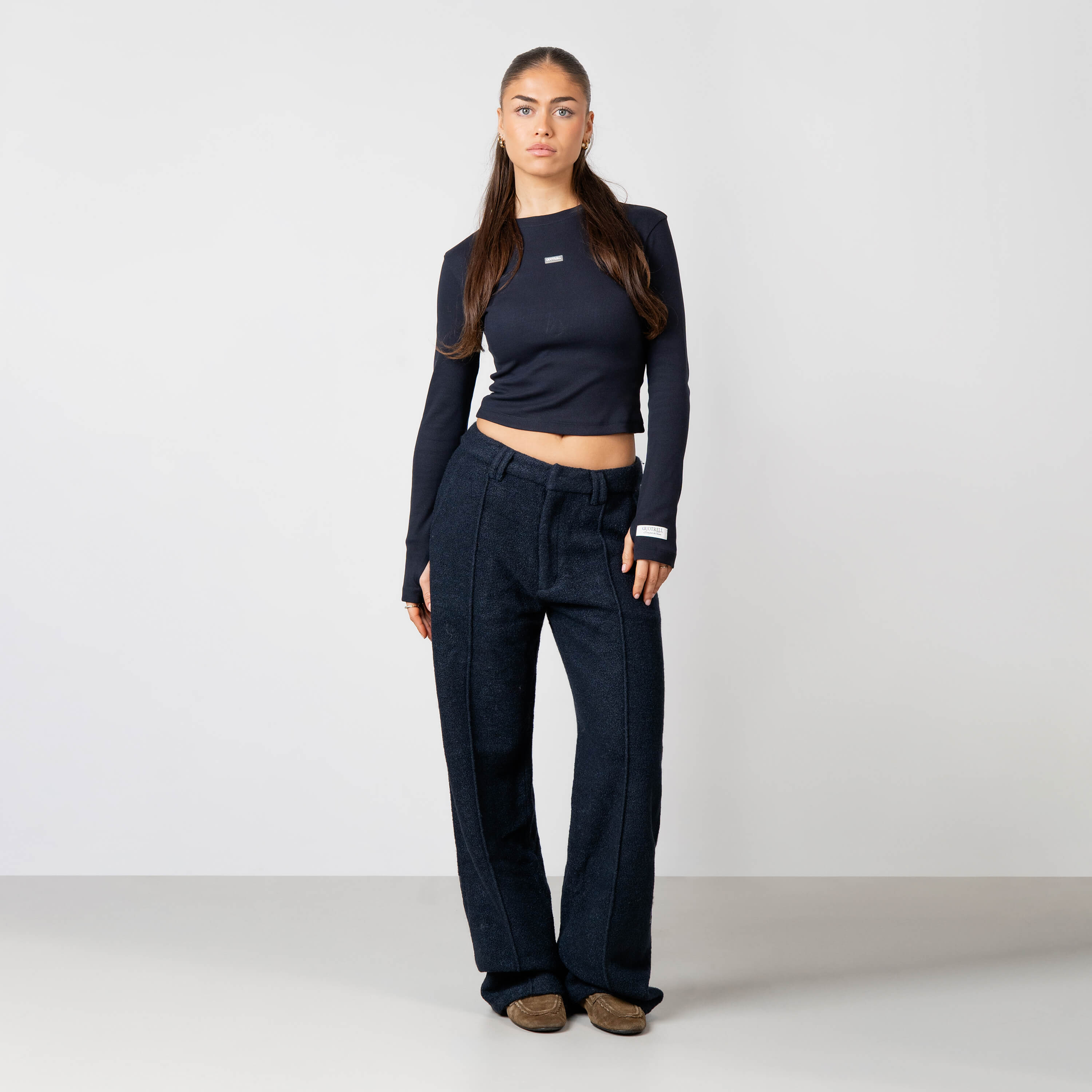 Model is 168 cm and wears size S
