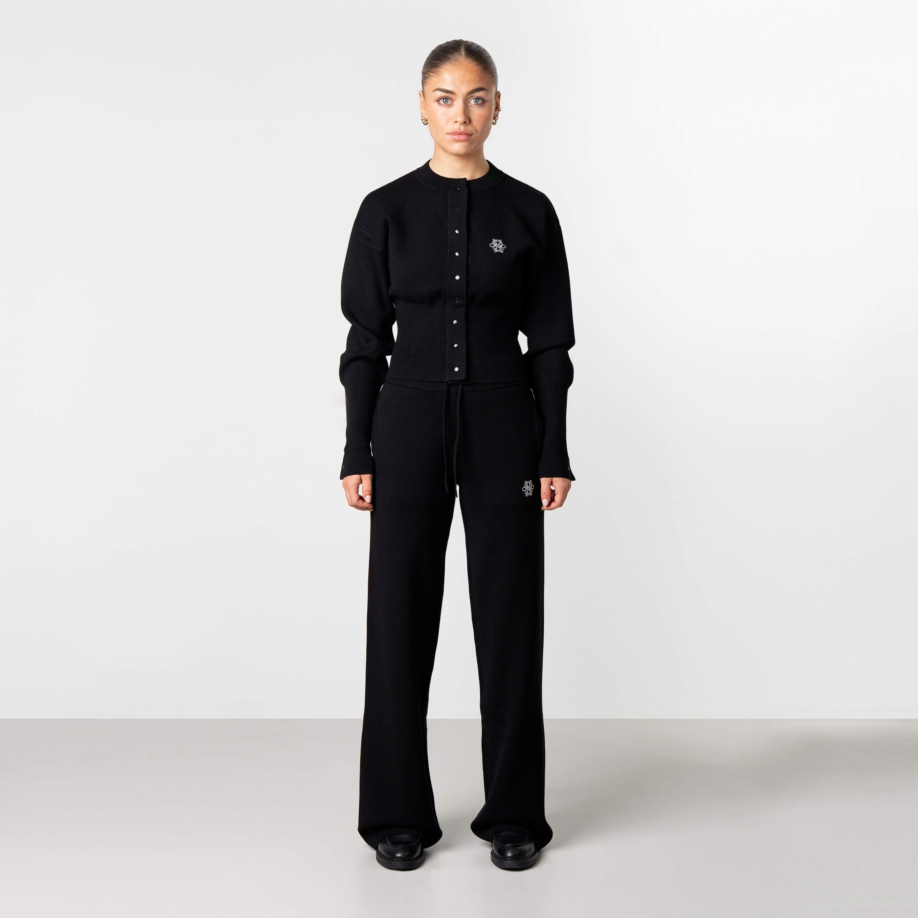CHLOE KNITTED CARDIGAN | BLACK/WHITE – Quotrell