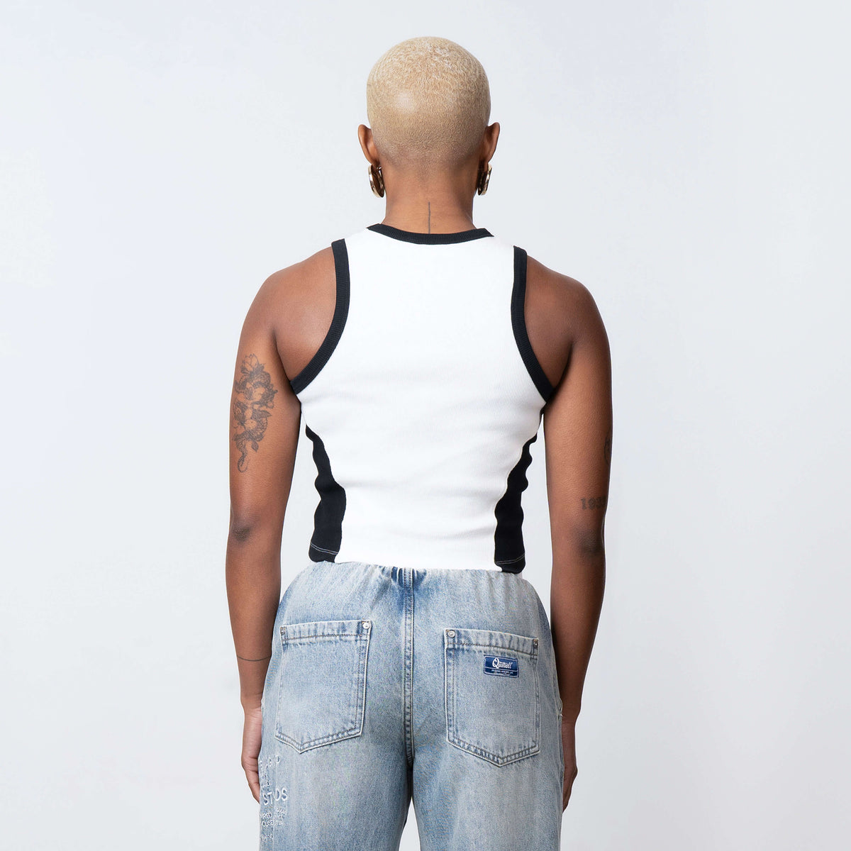 Noa Top in white and black